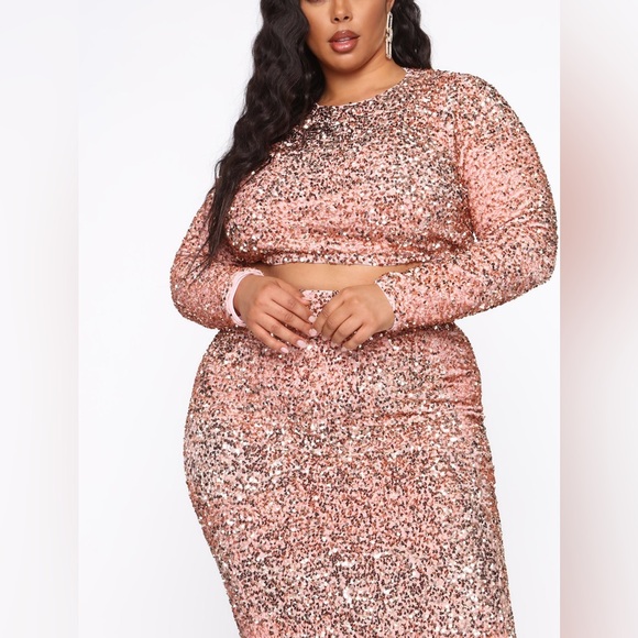 Look at Me Shine Sequin Set. (new with tags) - Picture 4 of 13